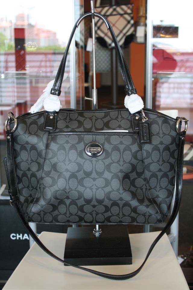 coach peyton signature tote